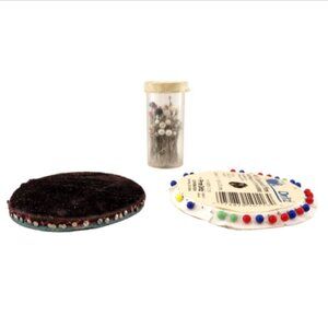 Antique Vintage Over 200 Decorative Sewing Victorian & Tack Pins Mixed L…